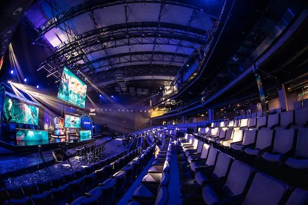 剩余赛季中 剩余赛季中