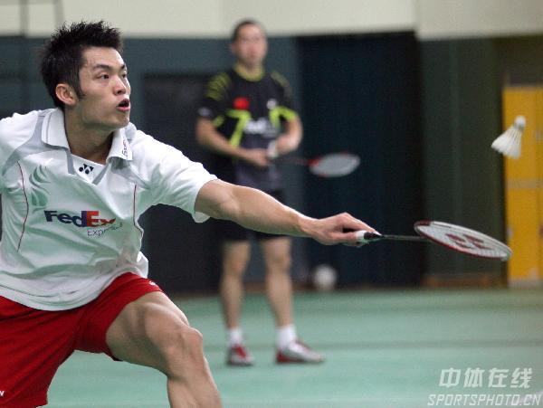 从她多年来 从她多年来